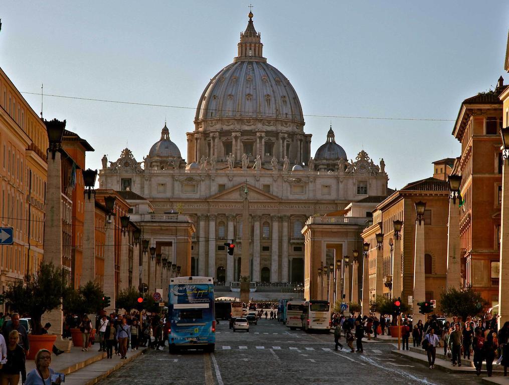Giulio Cesare Imperatore Rome Exterior photo